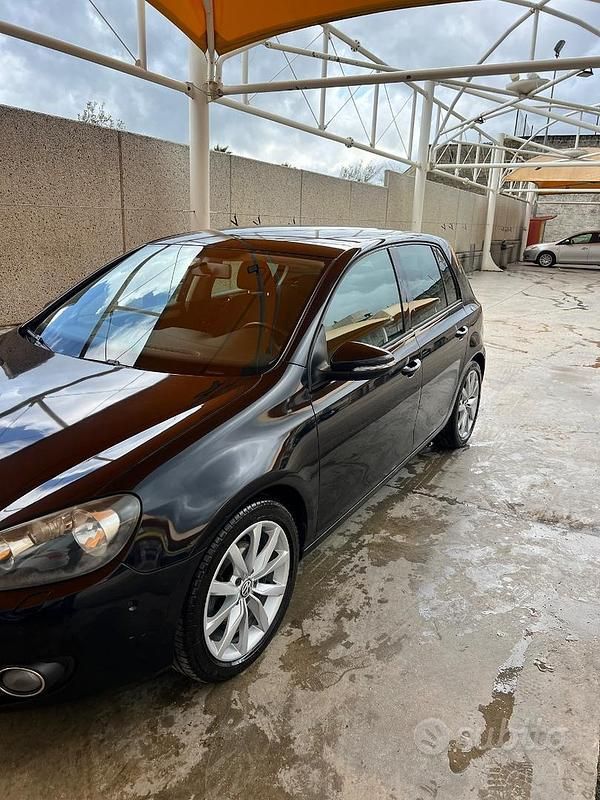 Begagnad VW Golf VII 140 HK (102 kW) 2013 Svart Sedan