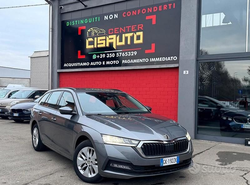 Usata Skoda Octavia SportLine 116 CV (85 kW) 2022 Grigio Station wagon