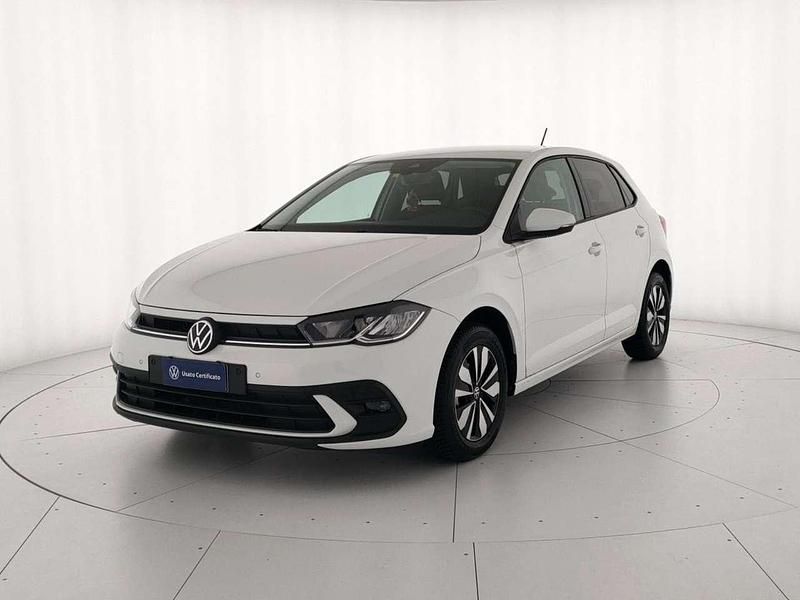0q pure white Usata 2024 VW Polo Life Tre volumi | 18.500 € (Buon prezzo) - Immagine 1/4