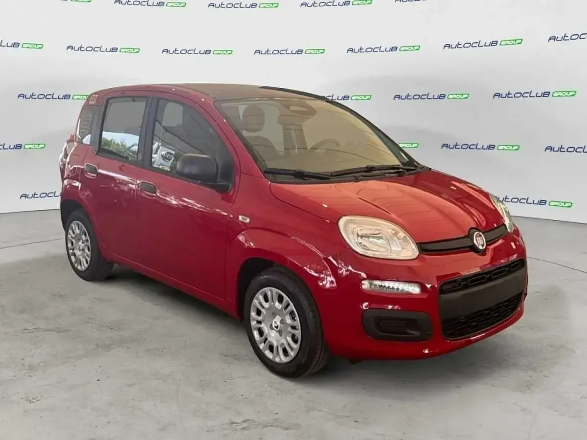 Nuova Fiat Panda Icon 64 CV (47 kW) 2026 Rosso Utilitaria