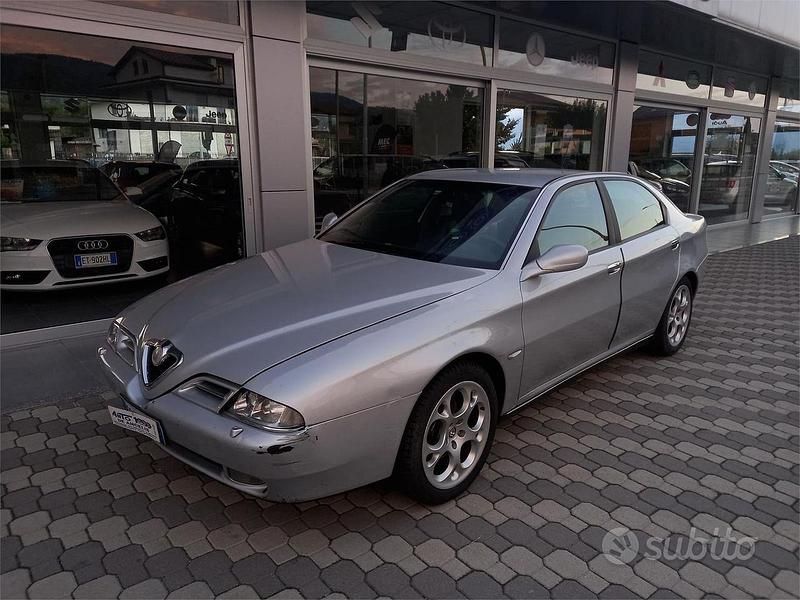 Usata Alfa Romeo 166 150 CV (110 kW) 2003 Grigio Berlina
