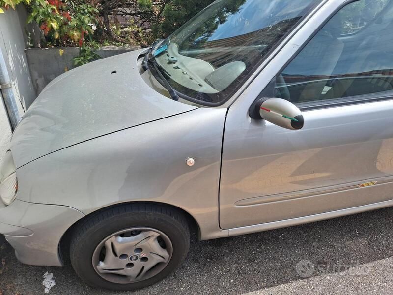 Usata Fiat 600 Anniversary 54 CV (39 kW) 2007 Grigio Utilitaria