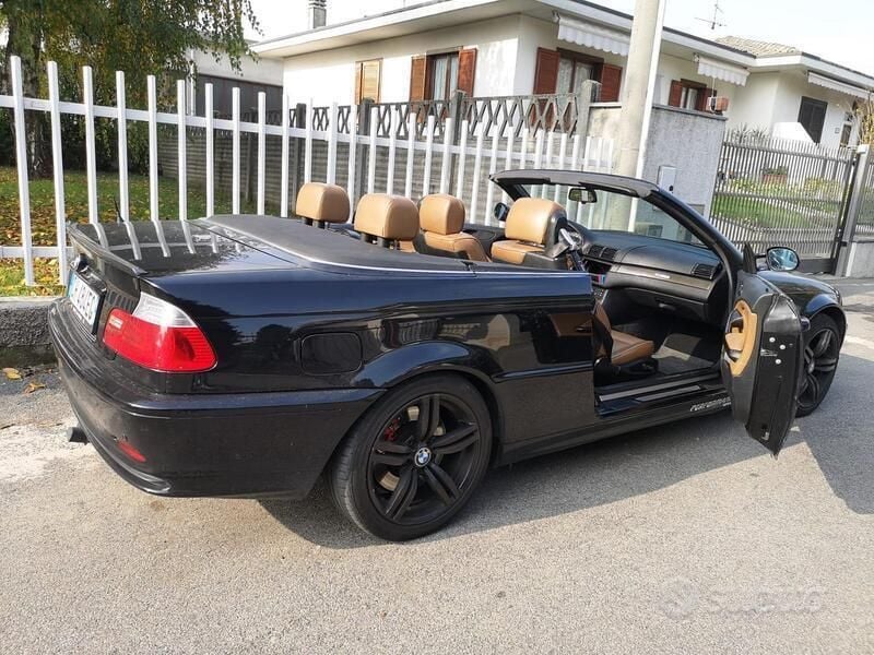 Usata BMW 330 Cabriolet Comfort Edition 231 CV (169 kW) 2003 Nero Cabrio