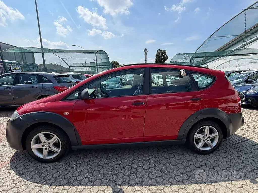 Usata Seat Altea Reference 105 CV (77 kW) 2012 Rosso Monovolume
