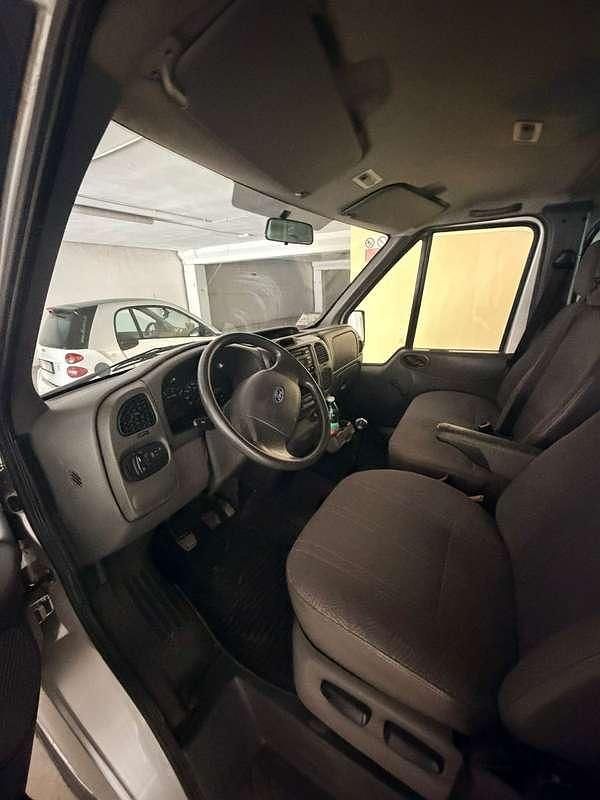 Usata Ford Transit 101 CV (74 kW) 2005 Argento Monovolume