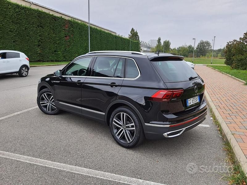 Usata VW Tiguan Elegance 150 CV (110 kW) 2021 Nero SUV