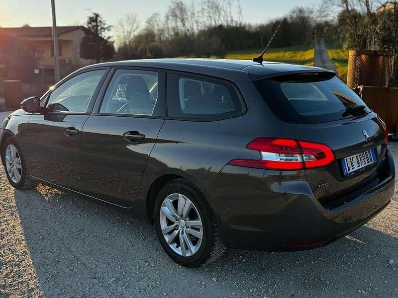 Usata Peugeot 308 Allure 120 CV (88 kW) 2015 Grigio Station wagon