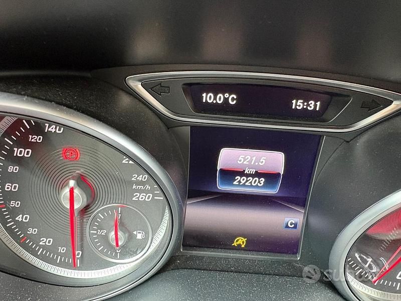 Usata Mercedes GLA180 Edition 122 CV (89 kW) 2019 Nero SUV