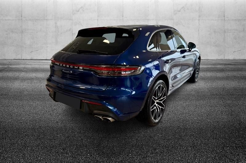 Usata Porsche Macan 381 CV (280 kW) 2024 Blu metallizzato SUV