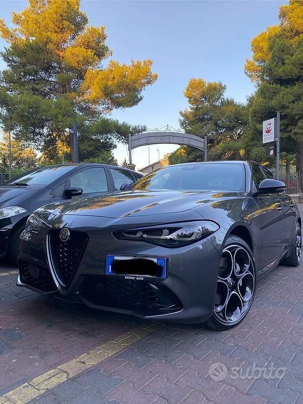 Usata Alfa Romeo Giulia Veloce 280 CV (205 kW) 2023 Grigio Berlina