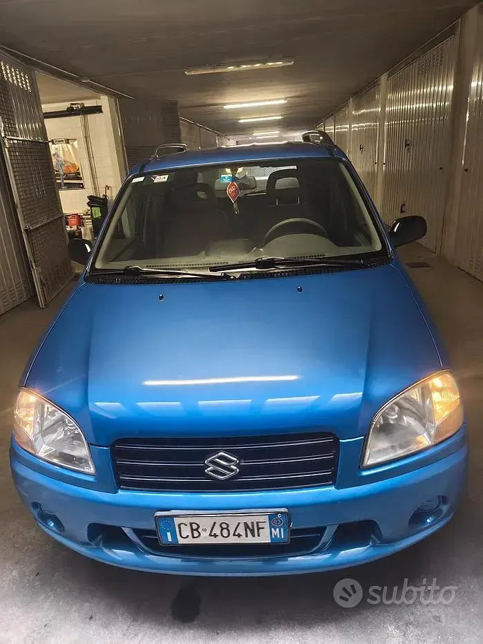 Usata Suzuki Ignis GL 83 CV (61 kW) 2002 Bluazzurro Utilitaria
