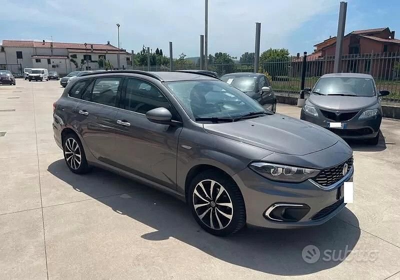 Grigio Usata 2020 Fiat Tipo Station wagon | 10.500 € (Cara) - Immagine 1/1