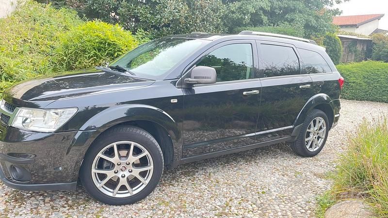 Usata Fiat Freemont 170 CV (125 kW) 2013 Nero SUV