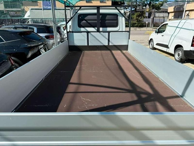 Usata Iveco Daily 136 CV (100 kW) 2020 Bianco Furgone