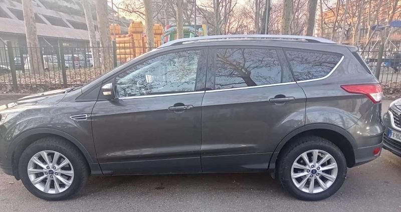 Usata Ford Kuga Titanium 163 CV (119 kW) 2015 SUV
