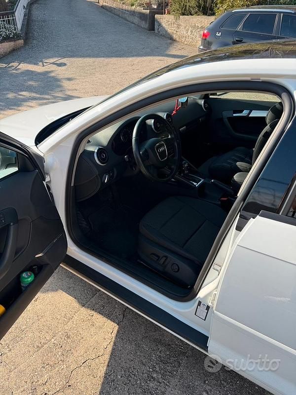 Usata Audi A3 Attraction 170 CV (125 kW) 2010 Bianco Utilitaria