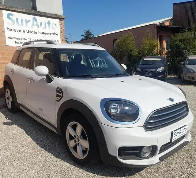 Usata Mini One D Countryman Business 116 CV (85 kW) 2018 Bianco SUV