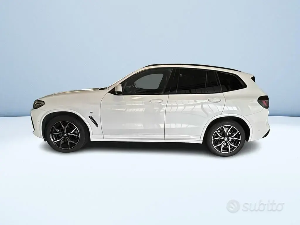 Usata BMW X3 M Sport 190 CV (139 kW) 2023 Bianco pastello SUV