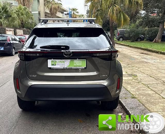 Usata Toyota Yaris Cross Trend 130 CV (95 kW) 2024 Grigio SUV