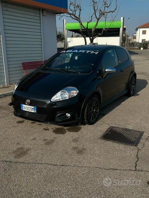 Usata Abarth Grande Punto 155 CV (114 kW) 2010 Utilitaria