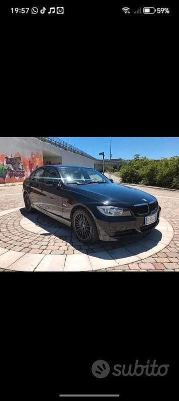 Usata BMW 320 150 CV (110 kW) 2005 Nero Berlina