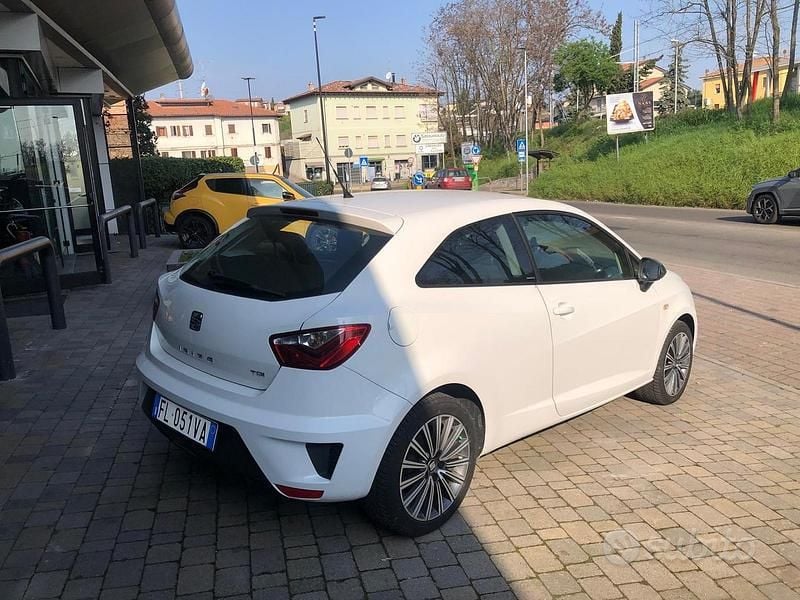 Usata Seat Ibiza 75 CV (55 kW) 2017 Bianco Berlina