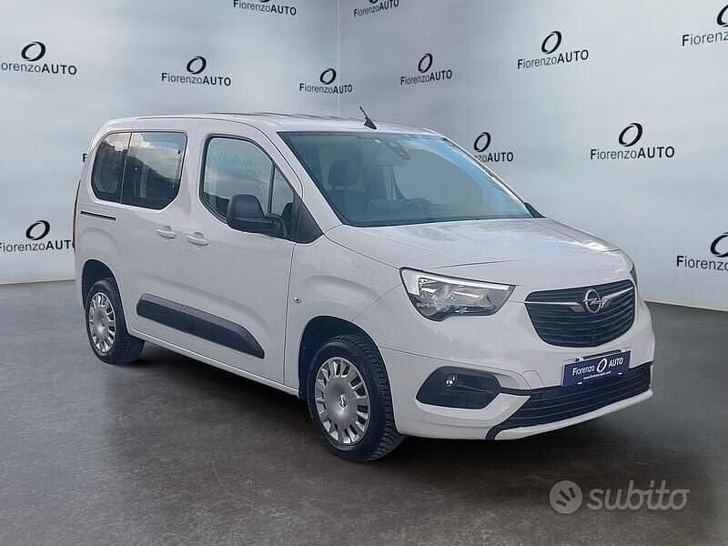 Usata Opel Combo Edition 102 CV (75 kW) 2022 Bianco Monovolume