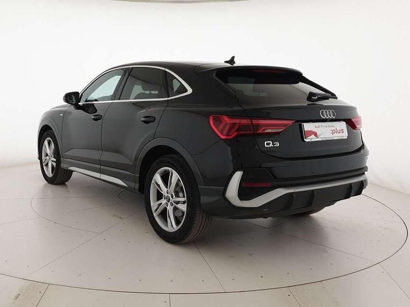 Usata Audi Q3 Sportback S-Line 150 CV (110 kW) 2024 Nero mito metallizzato SUV