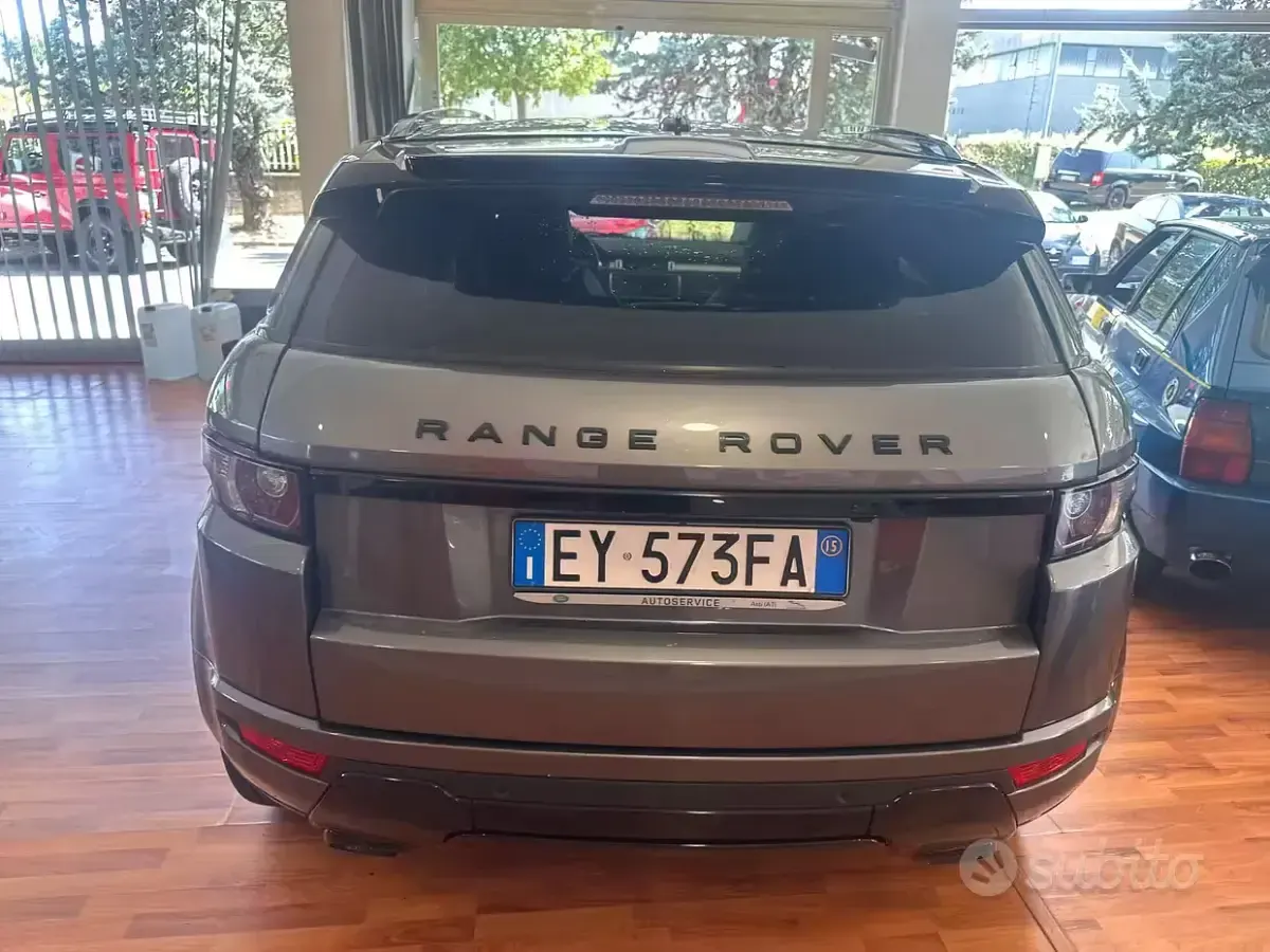 Usata Land Rover Range Rover evoque Dynamic 150 CV (110 kW) 2015 Grigio Station wagon