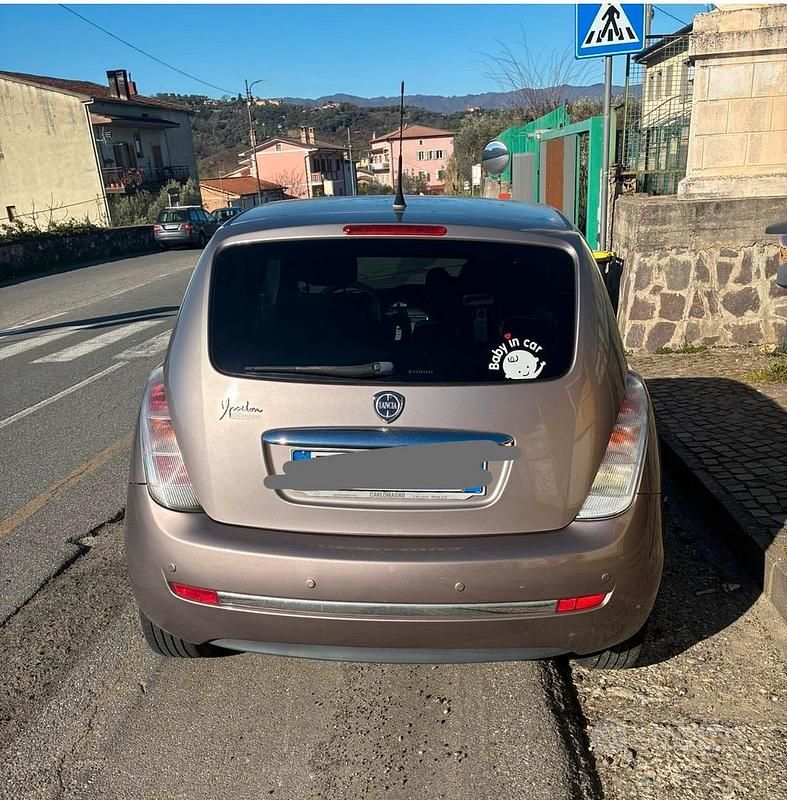 Usata Lancia Ypsilon 69 CV (50 kW) 2011 Utilitaria