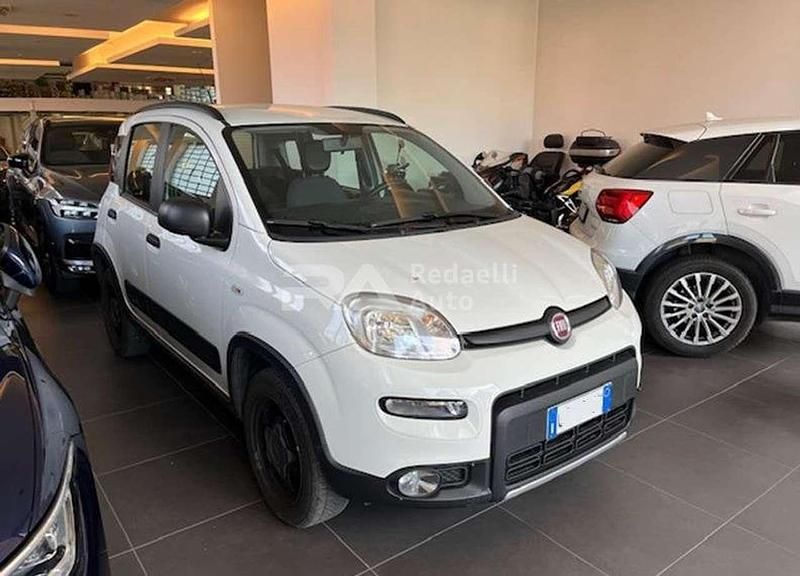 Usata Fiat Panda 4x4 S 86 CV (63 kW) 2020 Bianco Utilitaria