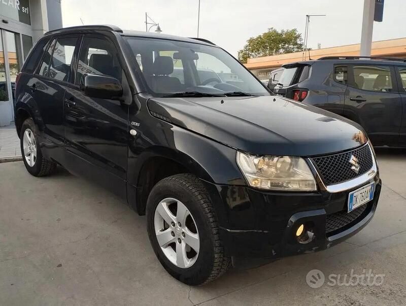 Usata Suzuki Grand Vitara 129 CV (94 kW) 2007 Nero SUV