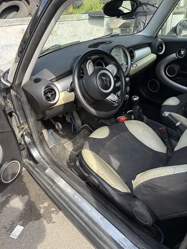 Usata Mini Cooper D 109 CV (80 kW) 2007 Utilitaria