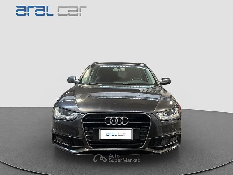 Usata Audi A4 Business 150 CV (110 kW) 2014 Gray Station wagon