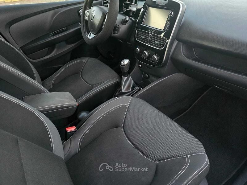 Usata Renault Clio GrandTour 90 CV (66 kW) 2017 Argento Station wagon