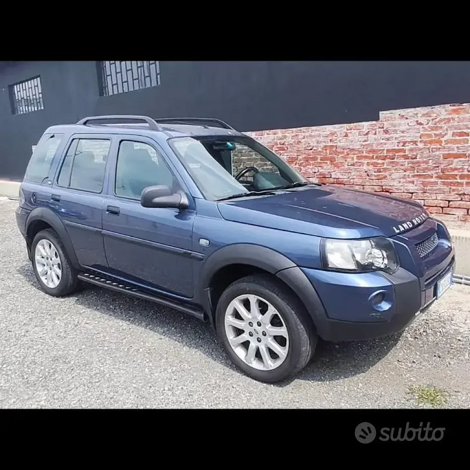 Usata Land Rover Freelander 109 CV (80 kW) 2005 Bluazzurro SUV