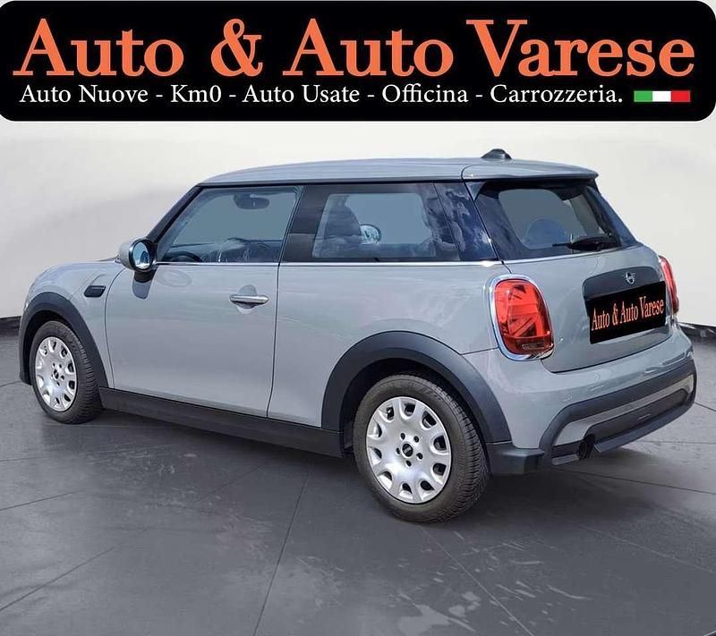 Usata Mini ONE Essential 102 CV (75 kW) 2022 Grigio Utilitaria