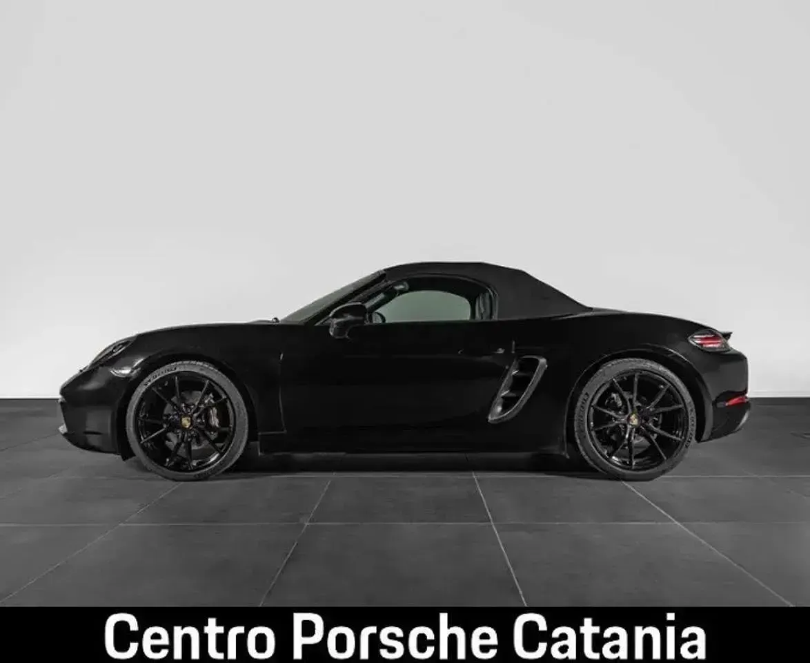 Usata Porsche 718 299 CV (219 kW) 2018 Nero jet Cabrio