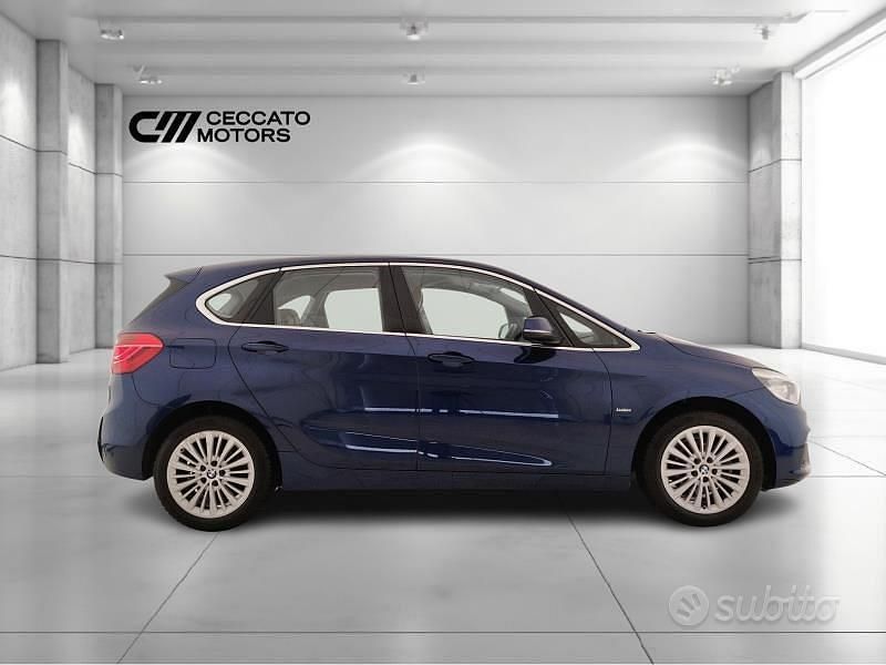Usata BMW 218 Active Tourer Luxury Line 2017 Blu Monovolume