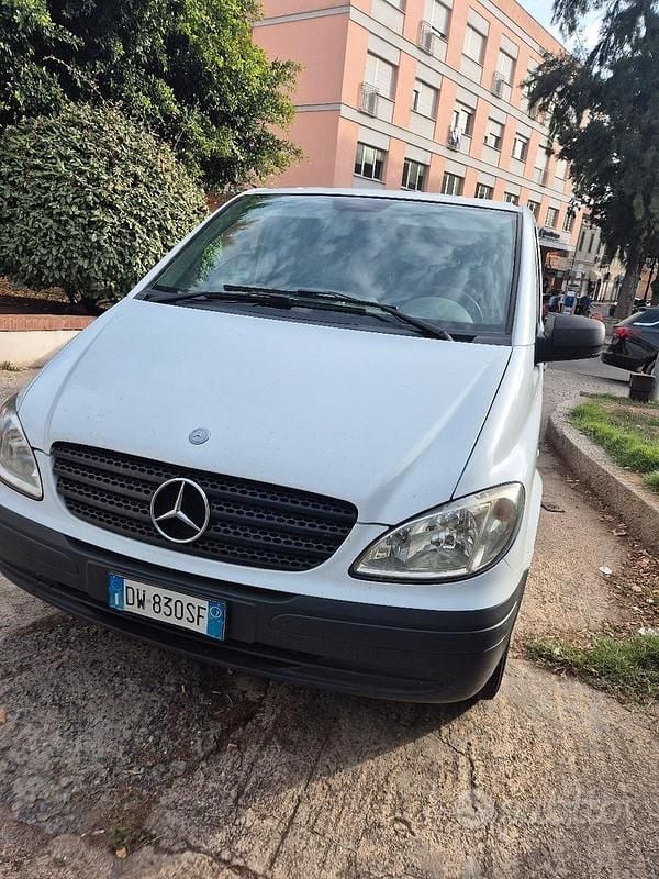 Usata Mercedes Vito 150 CV (110 kW) 2009 Bianco Furgone