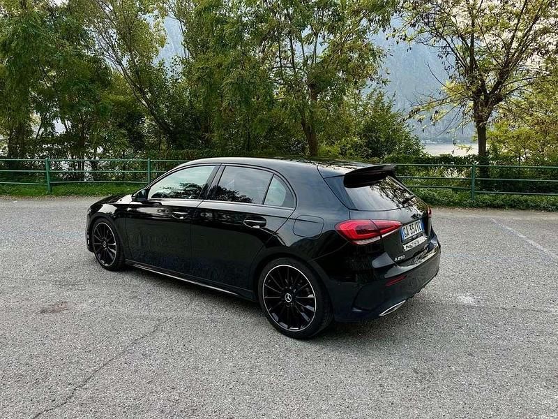 Begagnad Mercedes A250 Premium 224 HK (164 kW) 2018 Svart Sedan