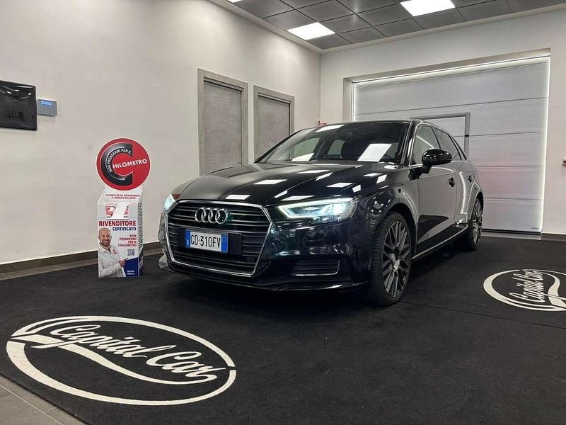 Nero Usata 2019 Audi A3 Ambiente Tre volumi | 19.500 € (Buon prezzo) - Immagine 1/4