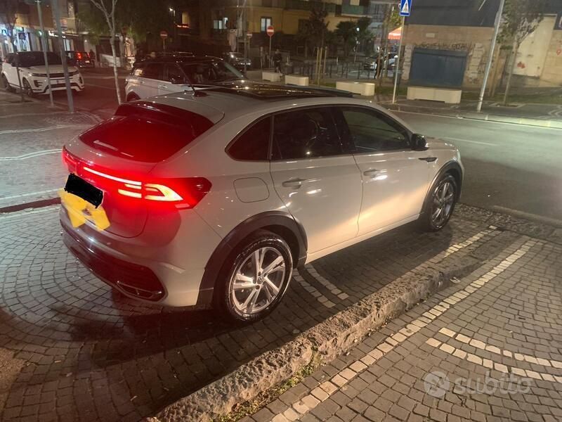 Grigio Usata 2023 VW Taigo R-line SUV | 23.000 € (Cara) - Immagine 1/4