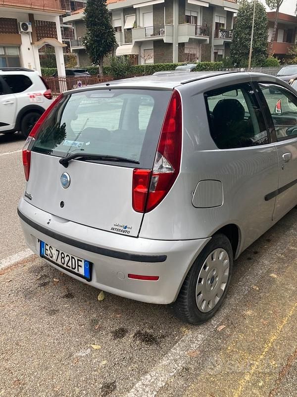 Usata Fiat Punto 2007 Grigio Berlina