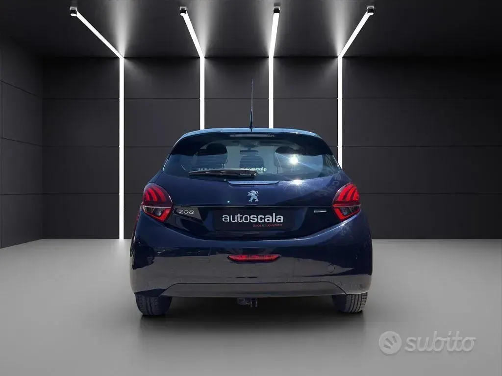 Usata Peugeot 208 Active 82 CV (60 kW) 2017 Blu Utilitaria