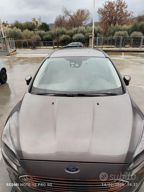 Usata Ford Focus 2015 Grigio Station wagon