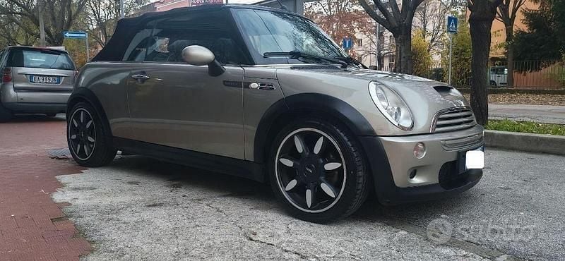 Usata Mini Cooper S Cabriolet 169 CV (124 kW) 2007 Grigio Cabrio