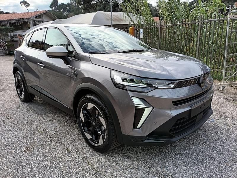 Nuova Renault Captur Techno 101 CV (74 kW) 2025 Grigio SUV