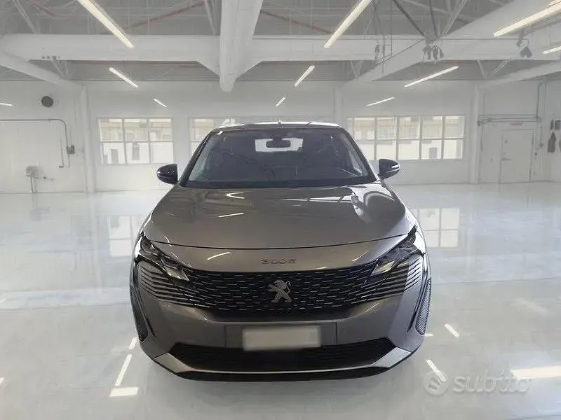Usata Peugeot 3008 Allure 131 CV (96 kW) 2022 Grigio SUV