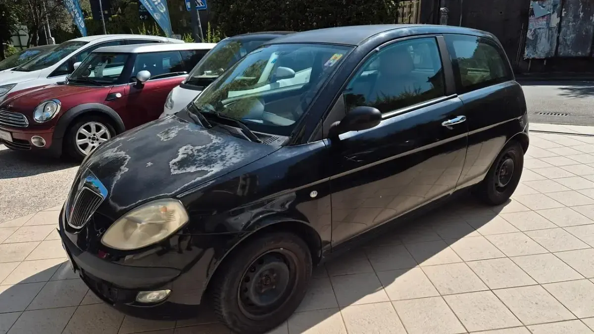 Usata Lancia Ypsilon 69 CV (50 kW) 2005 Nero Utilitaria